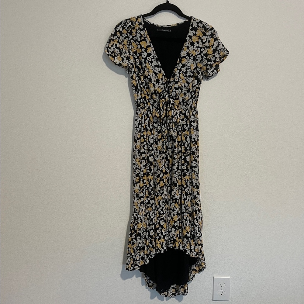 Floral V-Neck Midi high low Abercrombie Dress M